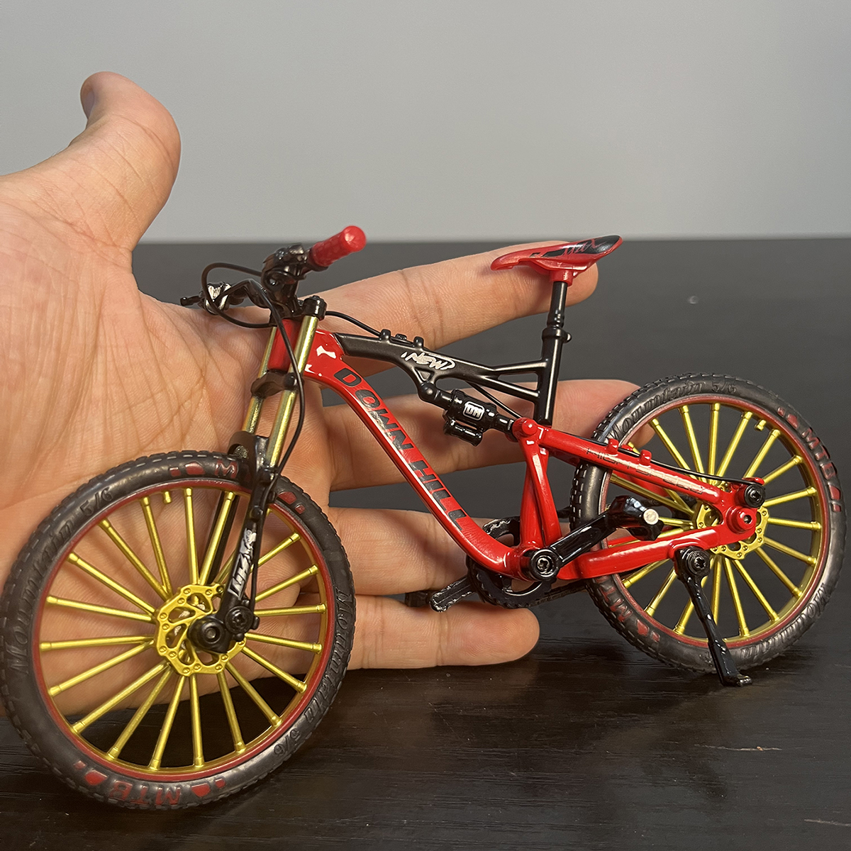 Mountain Biking Gifts - 1:10 Model Alloy Biycle Diecast Mountain
